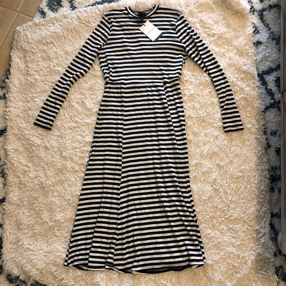 Black and white striped long sleeve midi dress
